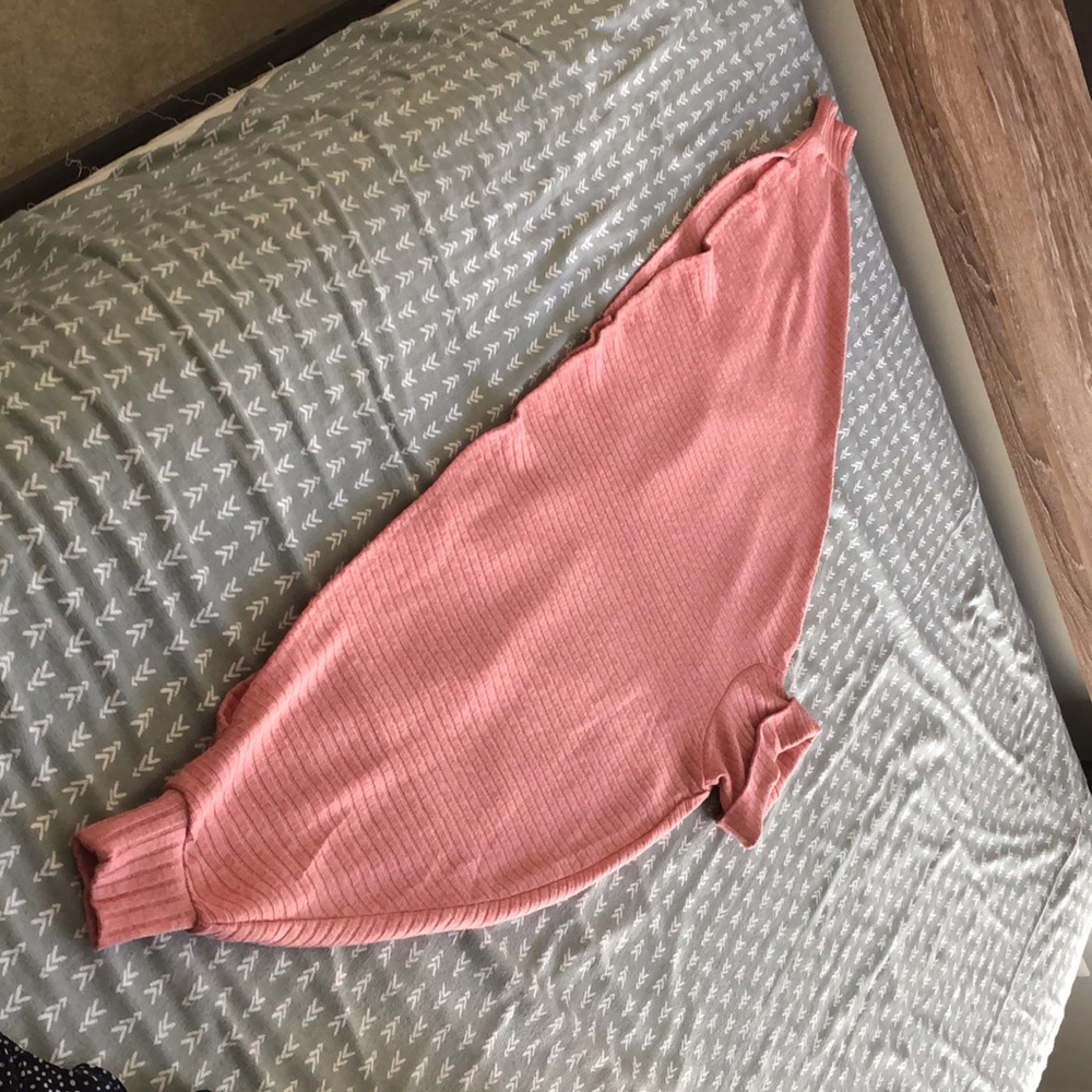 Forever 21 Powder Pink Top - Picture 3 of 5